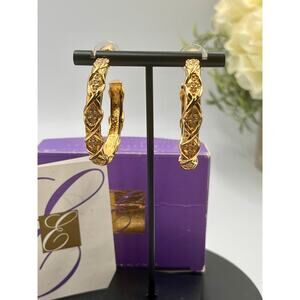 Elizabeth Taylor Avon Signed‎ 1990 Vintage Gold Plated Pave Crystal Hoop Earring